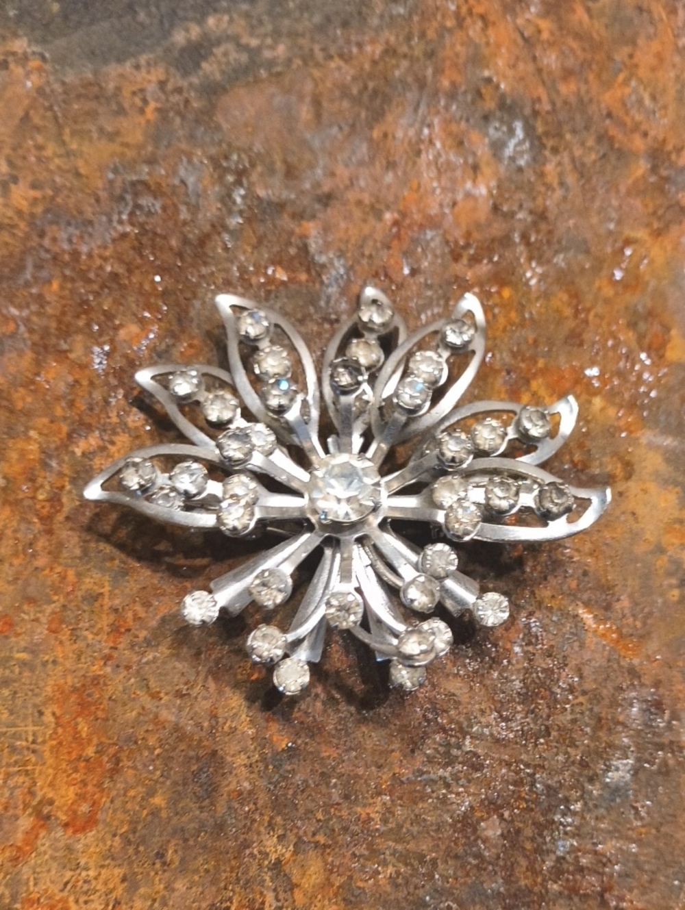 Mid Century Silver-Tone Crystal Floral Brooch - Rhinestone Very Cool Vintage